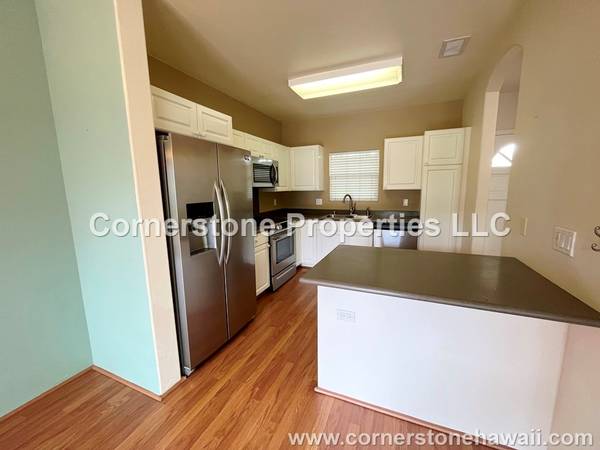 $3,500 / 3br - 1130ft2 - Ke Noho Kai Townhouses III 3/2.5/2 car garage (852LEN) (Ewa Beach)63939531482882123