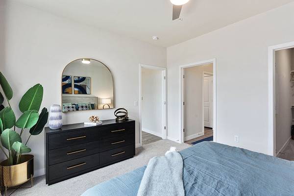 Clubhouse, Fire Pit with Seating Area, Modern 2” Wood-Style Blinds 1