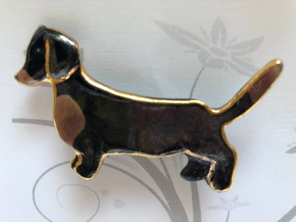 NEW Dachshund dog brooch/pin - $20 (san carlos)63470640727681123