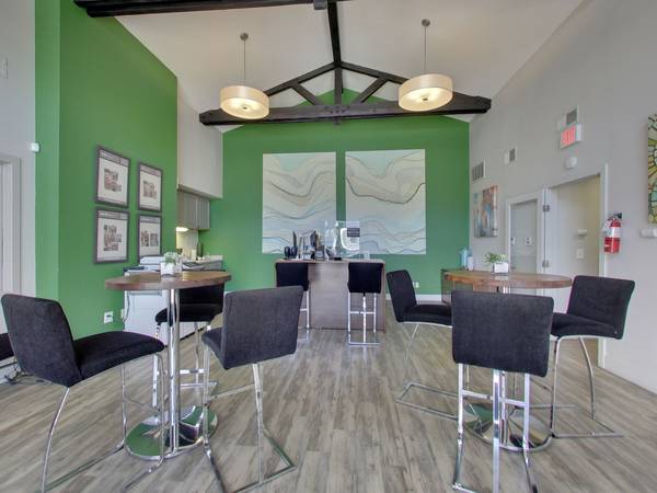 $2,865 / 2br - 972ft2 - PRIVATE BALCONIES/PATIOS, Online Rental Payment, Copy/Fax Available (san leandro)63686103155587122