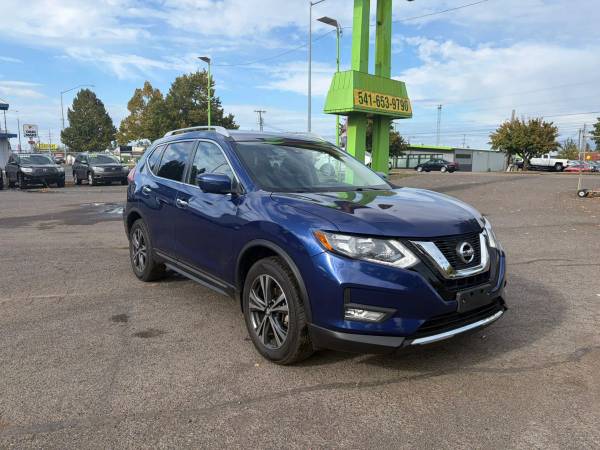 2017 Nissan Rogue - Financing Available! 1