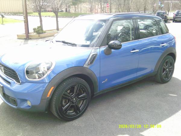 2012 MINI-COOPER COUNTRYMAN S ALL4 6-SPEED MANUAL 1