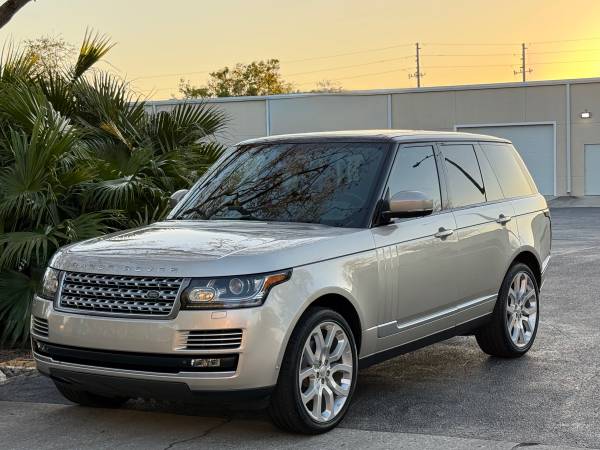 ROBUST RANGE ROVER! 2014 LAND ROVER HSE- ONE OWNER! 1