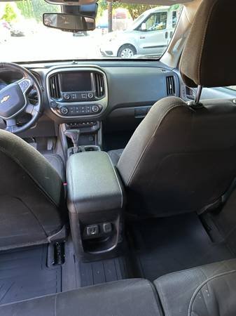 2020 Chevrolet Colorado 4x4 Crew - Photo 11