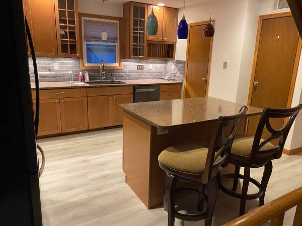 $2,300 / 2br - 1600ft2 - Condo en alquiler (St Joe)63775322086787120