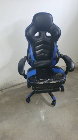 Game chair 1