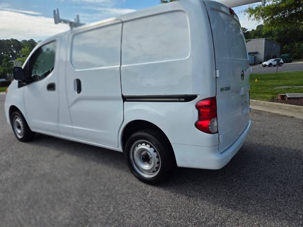 2021 Nissan NV 200 van - $18,300 (Virginia Beach)63621705796867124