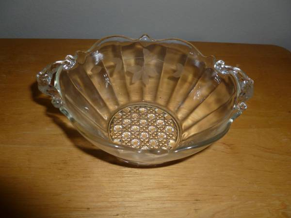 Vintage Clear Glass Candy Dish Leaf Etched Sides, Unique Handles 1