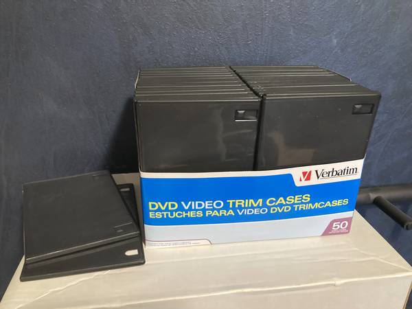 62 Verbatim DVD / CD  Video Trim Cases 1