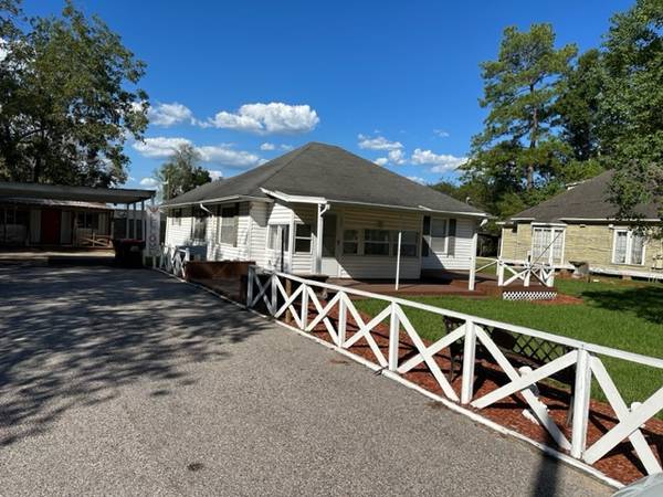 $1,770 / 3br - 1400ft2 - Single Family Home for Rent to Own or Owner Financing! (Sour Lake)64036371881219123