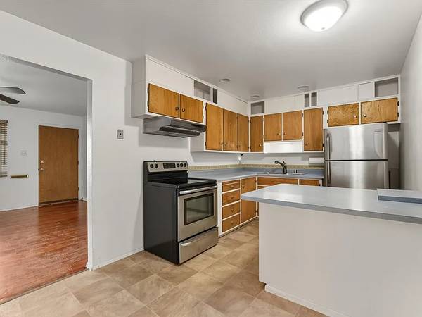 $980 / 3br - 1100ft2 - This one story, 3 bedroom and 2 bath HOME! (Las Cruces, NM)64047885342722122