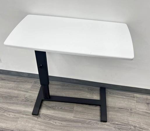 Height Adjustable Mobile Standing Desk or Table with Wheels 1