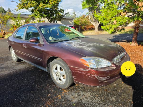 2001 Ford Taurus 1