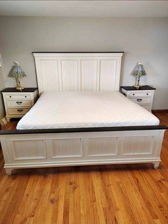 King Bedroom set 1