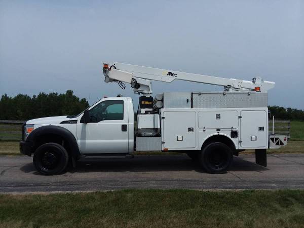 4x4 36' Bucket Truck 2012 Ford F450 Altec - Rust free from SW U.S. - $29,99063442813224321122