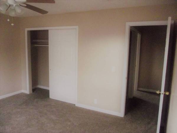 $990 / 1br - 800ft2 - Clifton Terrace Apartments 1 bdrm - 90th and Dodge. Beautiful!!! (90th and Dodge Street - NE corner)63681677528577122