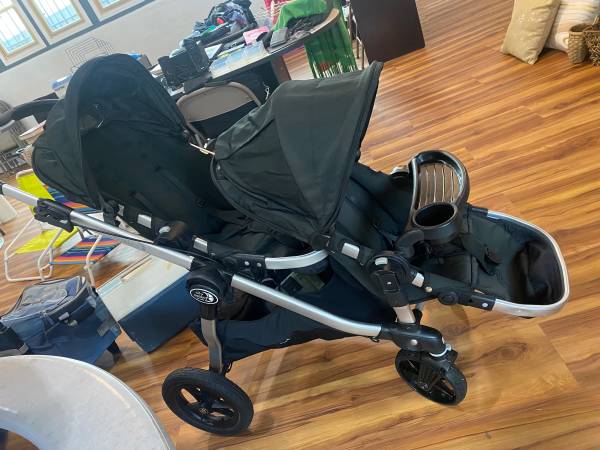Double stroller 1