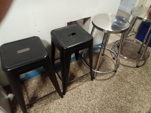 Kitchen or bar stools 1