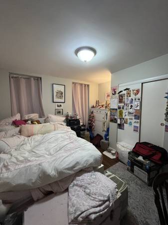 $4,710 / 3br - North End 3 Bed/1 Bath | Cats Negotiable | Near Salem & Prince St (North End)63614178395137122