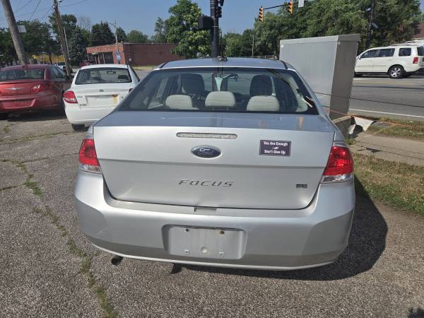 2010 Ford Focus - $2,700 (Akron)63436229757825123