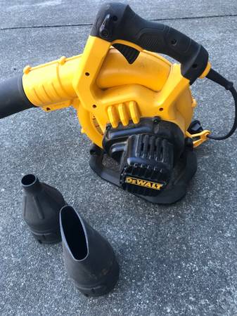 Dewalt Leaf Blower 1