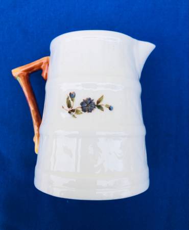 Royal Vintage Worcester Porcelain Creamer Mini Pitcher - $6 (San Diego-Ocean Beach)63471473204609121