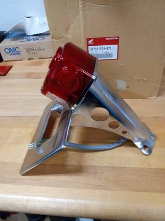 Nos honda sl90 tail lamp assy 1