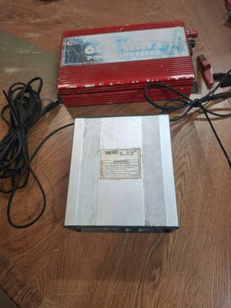 inverter and solar charge controller 1