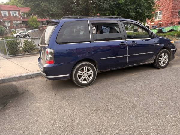 Minivan Mazda MPV LX 2007 - $1.995 (Flushing)63654721888003121