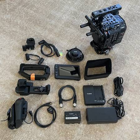 C300 Mark III + cage and AKS 1