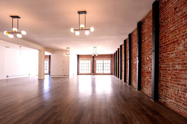 $2,700 / 1800ft2 - Private Upstairs Creative Space.   (Los Angeles) (DTLA)63953219689731124