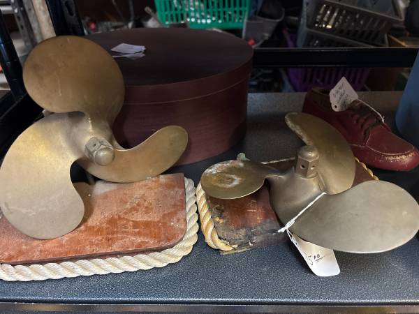 Solid brass prop book ends 1