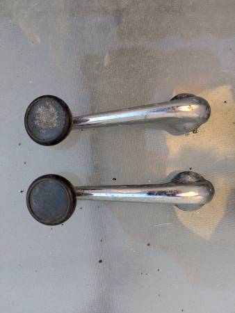67 vw bug window cranks 1