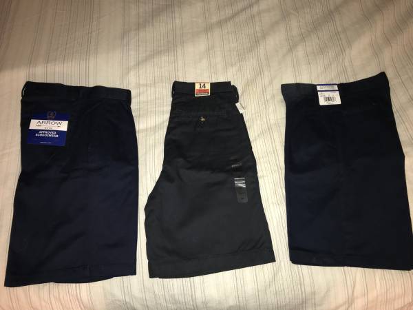 3 SCHOOL UNIFORMS NEW W/ tags pairs of boys size 14 SHORTS GAP 1