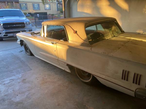 1960 Ford Thunderbird - $8,000 (Valley Village)63441207489921123