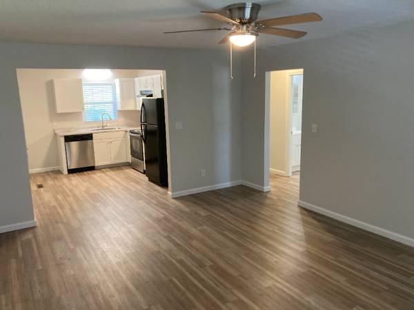 $1150.00 / 2br - 1407 Knob Creek Road #163883455651073123