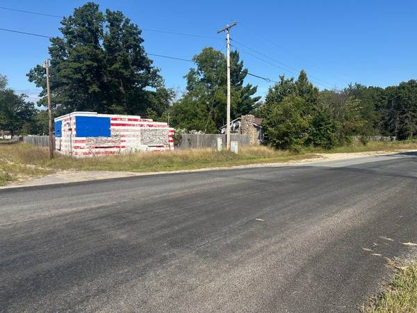 $110,000 6 acres surrounded by nature and trails, Fixer upper. (Baldwin)64037895810305120