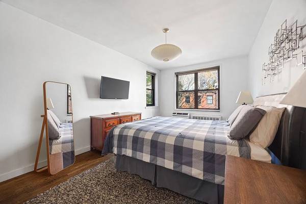 $2,500 / 1br - 700ft2 - Un Glorioso Apartamento de Una Habitación (Greenwich Village)63854193991939122