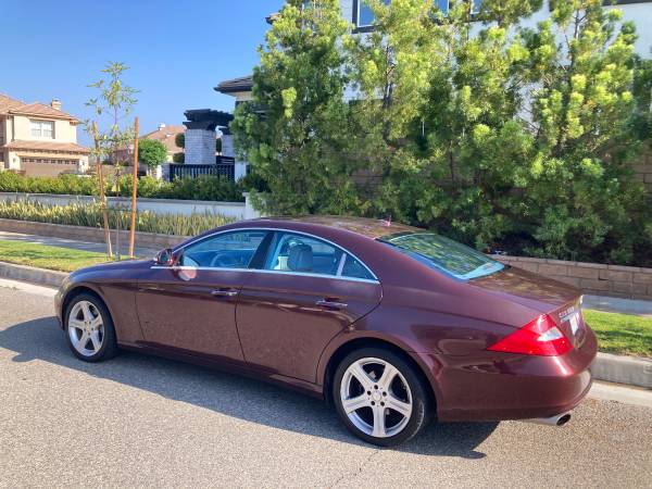 2007 Mercedes Benz CLS550 título limpio - $5,00063618313990019121
