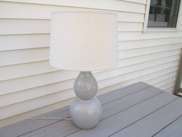Art Deco Ceramic  Sculptured Lamp (3 Way Switch) 1