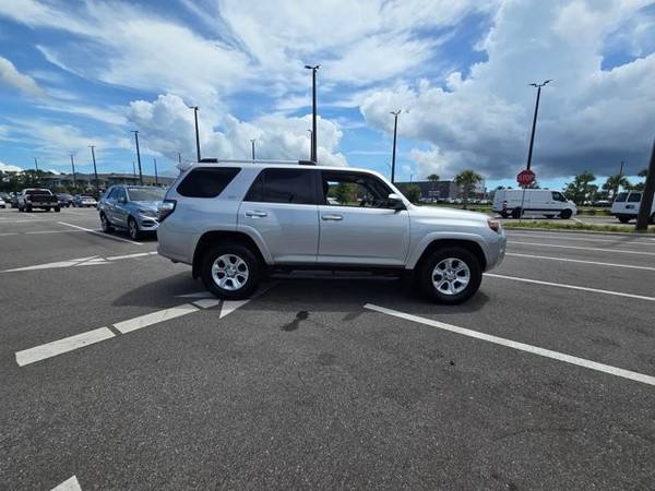 2019 Toyota 4Runner 4 Runner SR5 SUV - $24,998 (Llame al *(386) 603-6783* para confirmar disponibilidad inmediatamente)63470249359107123