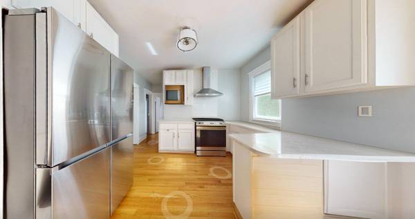 $3,695 / 3br - West Roxbury 3 Bed/3 Bath Single-Family Home | Lasell St63863134429953120