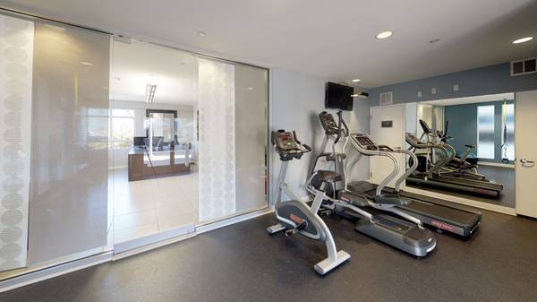 $3,869 / 2br - 1408ft2 - Microondas, Encimeras - Granito, Almacenamiento para bicicletas (Burbank)63701054068227121