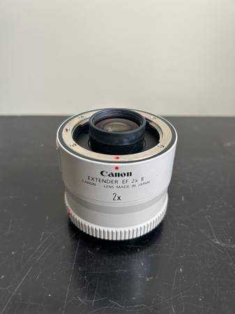 Canon Extender EF 2x II 1