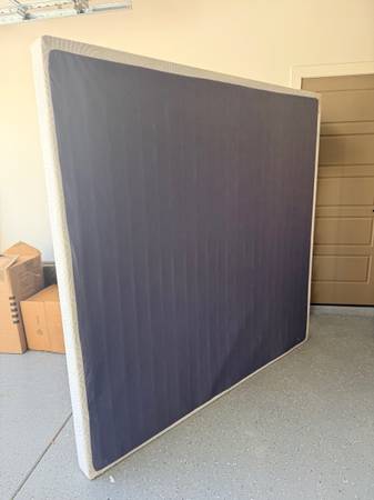 King bed base 1