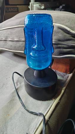 LumiSource Mini Moai Electra Plasma Lamp 1