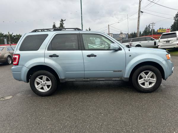 2008 Ford Escape Hybrid: SUPER Gas-Saver, Excellent Condition - $5,991 (23029 Hwy 99, Edmonds, WA)63623442107137124