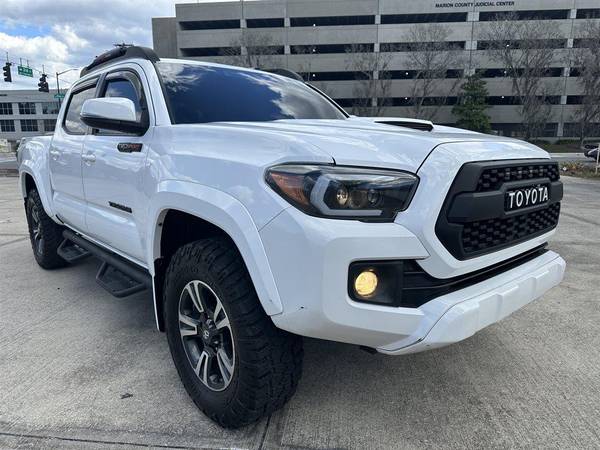 2017 Toyota Tacoma TRD Sport - Photo 3