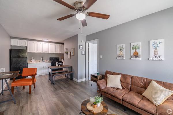 Ashton Properties- Free Application - $1000 Off Rent! 1