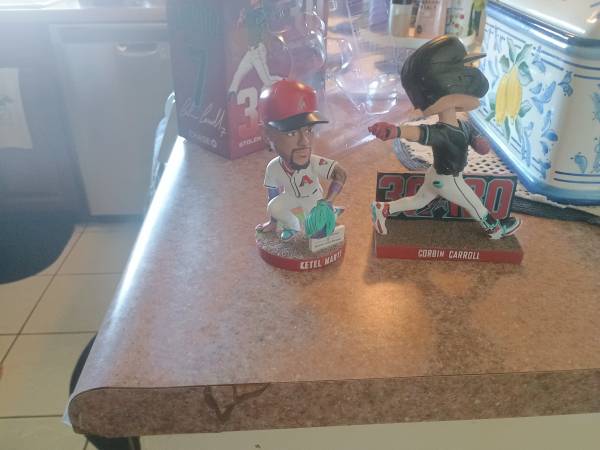 Two Diamond Back Bobble heads with Box 1
